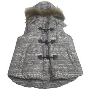 The Limited Puffer‎ Vest With Detachable Hood Size M New With Tags NWT